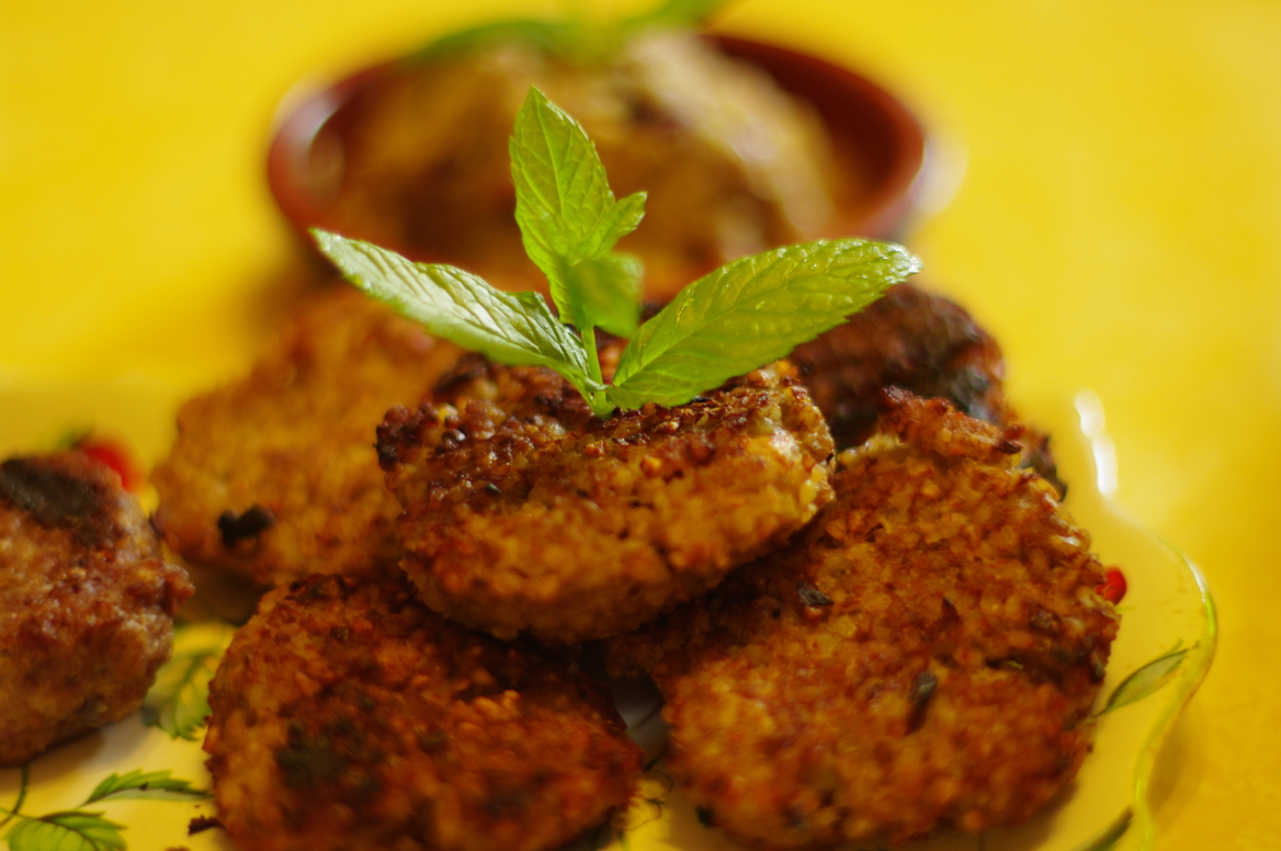 [fr]Kebe Naye[ru]Кебе Нае