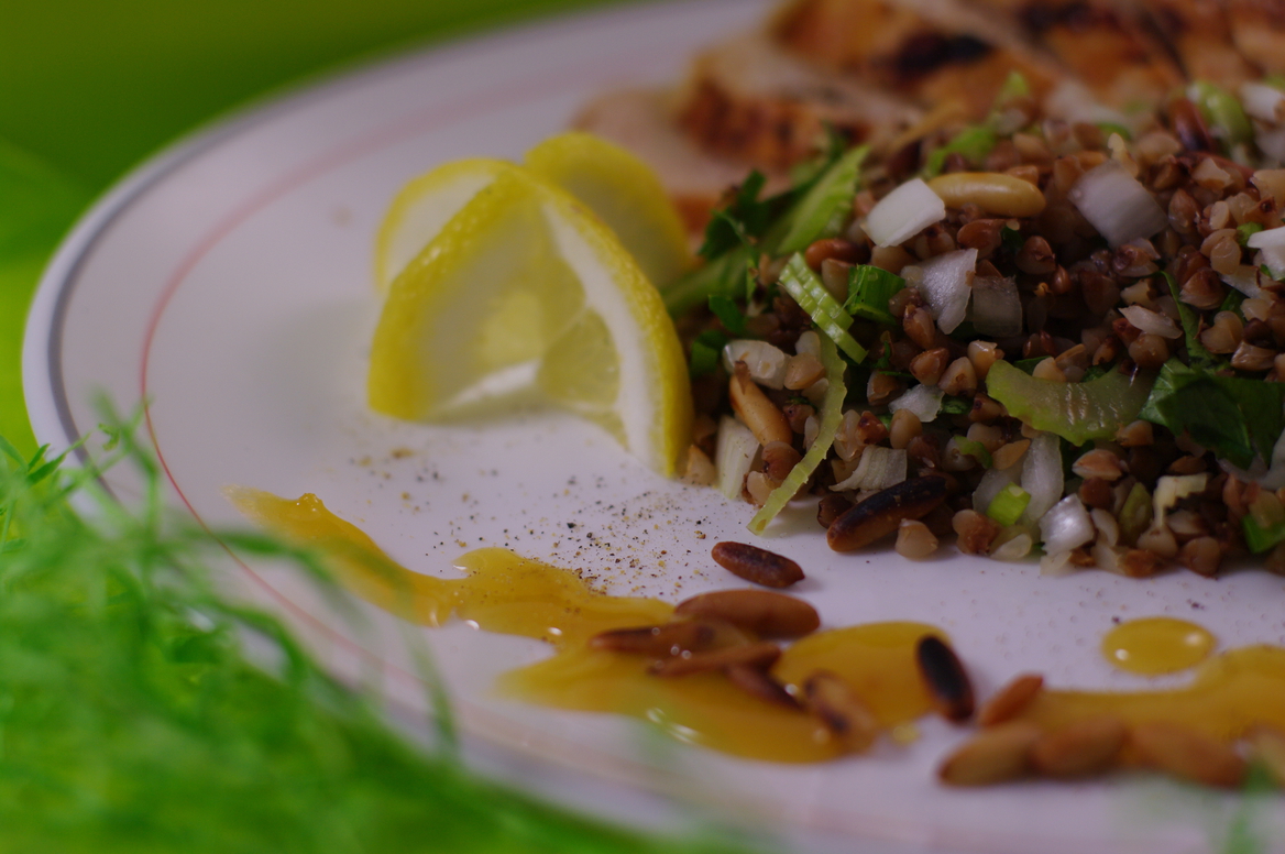 [fr]Salade de Sarrasin Kacha au poulet et au raisin [ru]Салат с Каша кулица и виноград