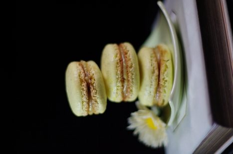 [fr]Macaron à la Crème Catalane[ru]Миндальное печенье в каталонских сливках